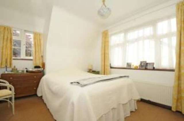  Image of 3 bedroom Detached house for sale in The Street West Horsley Leatherhead KT24 at West Horsley Leatherhead West Horsley, KT24 6AX