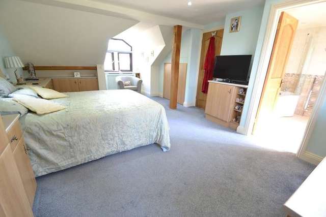  Image of 4 bedroom Detached house for sale in Highfield Road West Moors Ferndown BH22 at West Moors Ferndown, BH22 0LZ