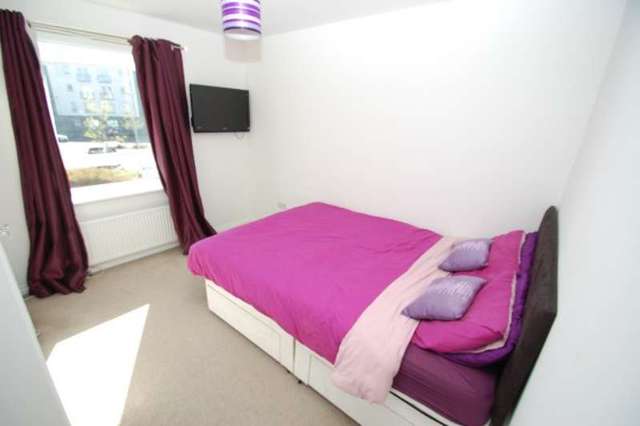  Image of 2 bedroom Flat for sale in Whimbrel Wynd Renfrew PA4 at Whimbrel Wynd  Renfrew, PA4 8TL