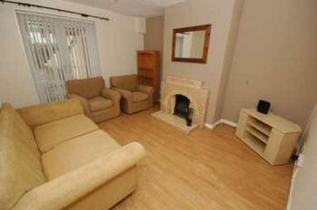  Image of 3 bedroom Terraced house to rent in Whitaker Road Splott Cardiff CF24 at Whitaker Road Tremorfa Cardiff, CF24 2RL