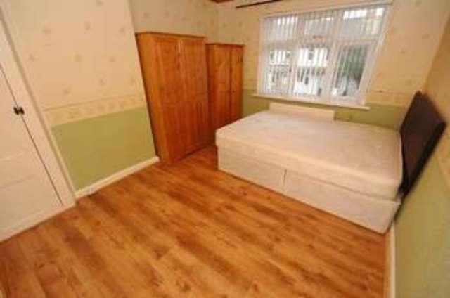  Image of 3 bedroom Terraced house to rent in Whitaker Road Splott Cardiff CF24 at Whitaker Road Tremorfa Cardiff, CF24 2RL