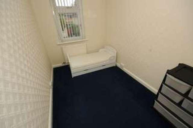  Image of 3 bedroom Terraced house to rent in Whitaker Road Splott Cardiff CF24 at Whitaker Road Tremorfa Cardiff, CF24 2RL