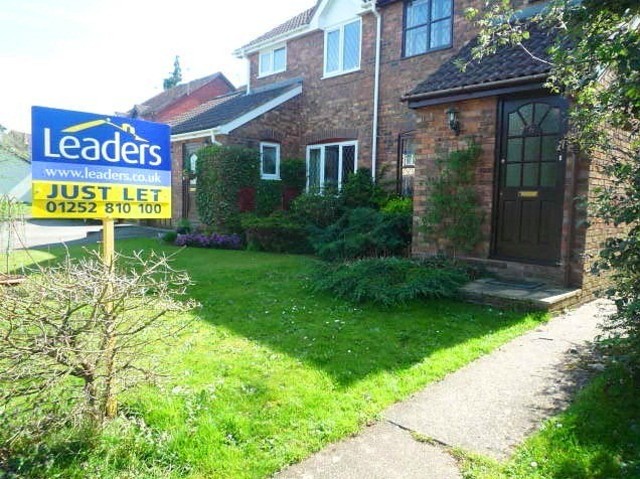  Image of 3 bedroom Semi-Detached house to rent in Wild Herons Hook RG27 at Hook, RG27 9SF