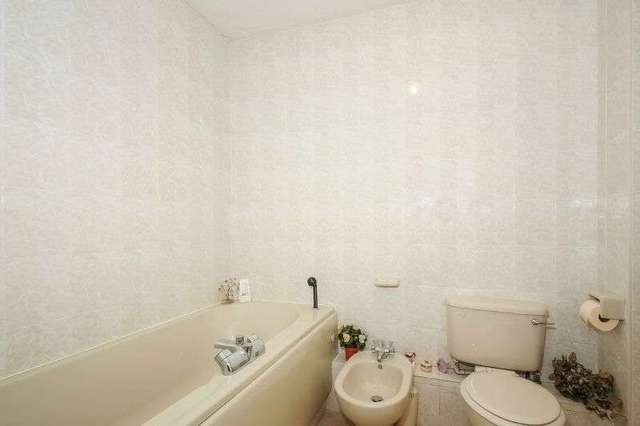  Image of 2 bedroom Flat for sale in Eastbury Avenue Northwood HA6 at 19 Eastbury Avenue  Northwood, HA6 3LE