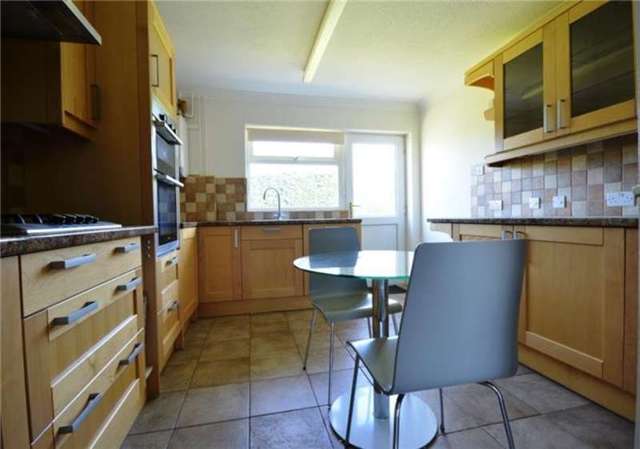  Image of 3 bedroom Bungalow to rent in Willow Way Hauxton Cambridge CB22 at HAUXTON  Hauxton, CB22 5JB