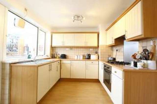  Image of 3 bedroom Detached house for sale in Windsor Road Hull HU5 at Windsor Road  Hull, HU5 4HG