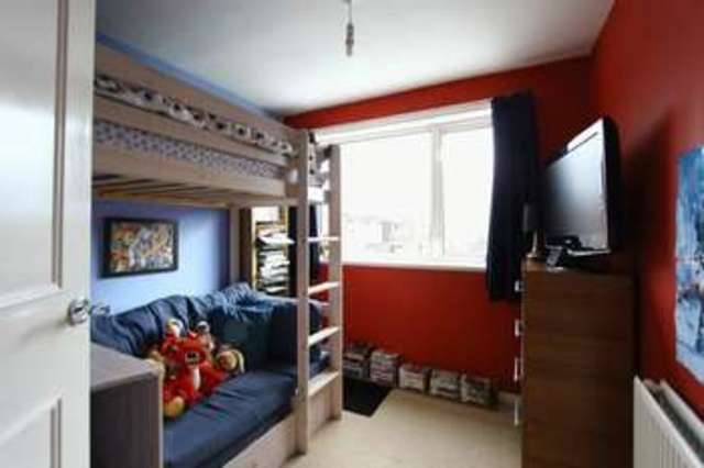  Image of 3 bedroom Detached house for sale in Windsor Road Hull HU5 at Windsor Road  Hull, HU5 4HG