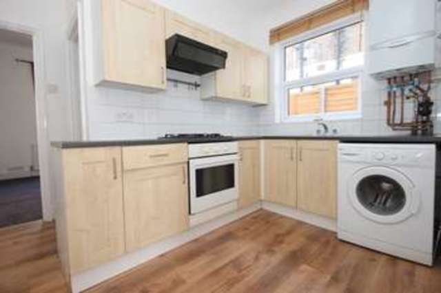  Image of 2 bedroom Flat to rent in Windus Road London N16 at Windus Road  London, N16 6UT