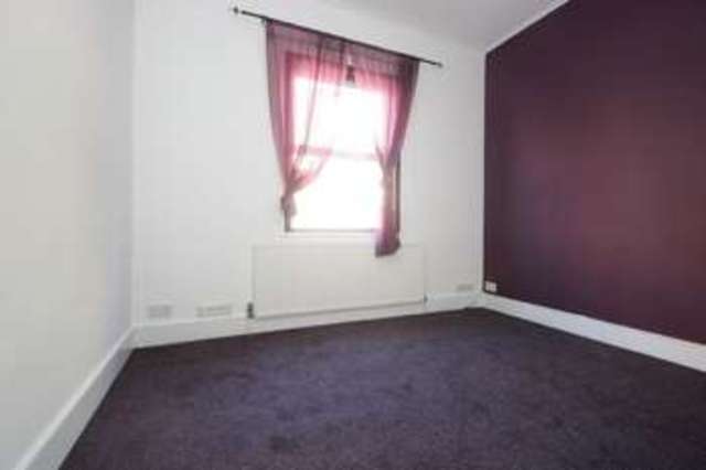  Image of 2 bedroom Flat to rent in Windus Road London N16 at Windus Road  London, N16 6UT