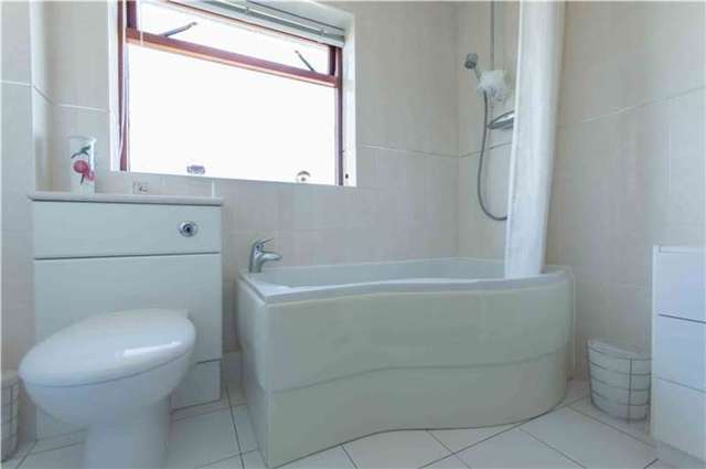  Image of 3 bedroom Detached house for sale in Woodcock Close Impington Cambridge CB24 at Impington, CB24 9LD