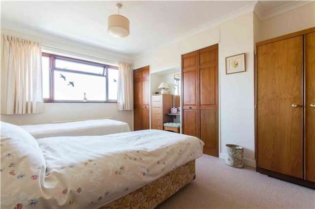  Image of 3 bedroom Detached house for sale in Woodcock Close Impington Cambridge CB24 at Impington, CB24 9LD
