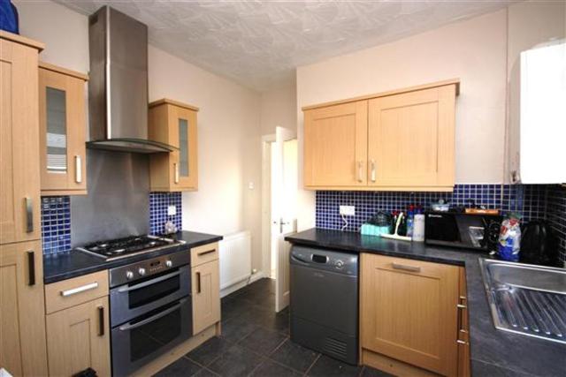  Image of 3 bedroom Flat to rent in Woodhall Avenue Calderbank Airdrie ML6 at Calderbank North Lanarkshire North Lanarkshire, ML6 9SS