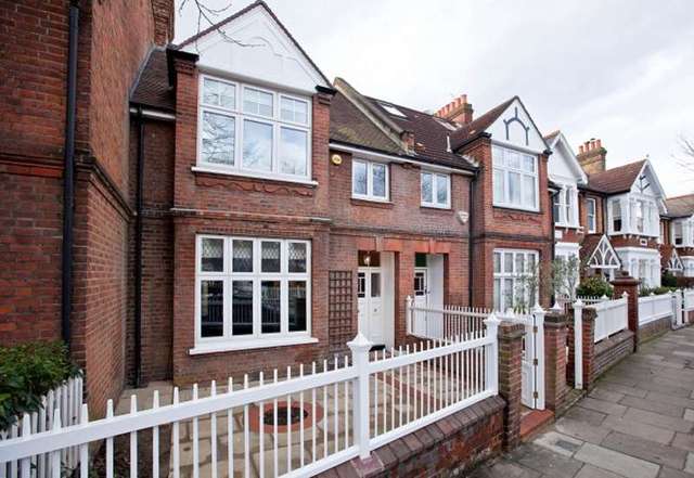  Image of 5 bedroom Detached house to rent in Woodstock Road London W4 at Chiswick, W4 1EE
