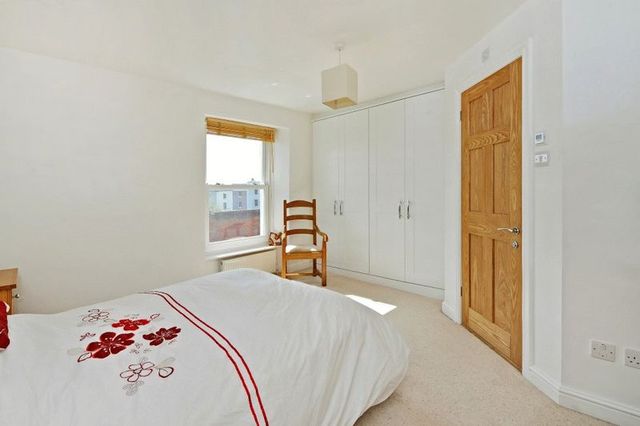  Image of 3 bedroom Terraced house for sale in Worrall Road Clifton Bristol BS8 at Worrall Road Clifton Bristol, BS8 2UE