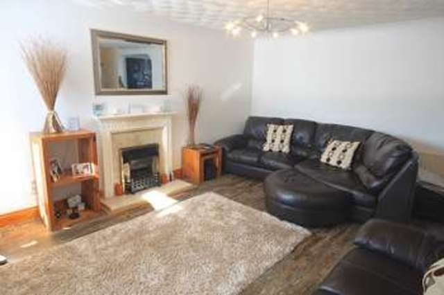  Image of 4 bedroom Detached house for sale in Wren Walk Edlesborough Dunstable LU6 at Wren Walk  Edlesborough, LU6 2RW