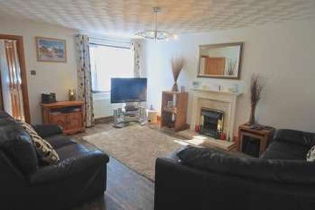  Image of 4 bedroom Detached house for sale in Wren Walk Edlesborough Dunstable LU6 at Wren Walk  Edlesborough, LU6 2RW