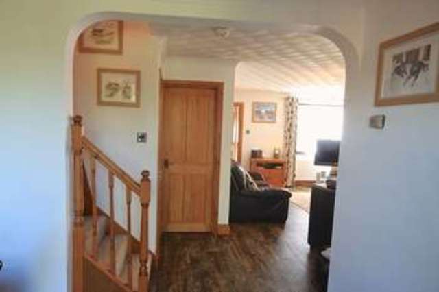  Image of 4 bedroom Detached house for sale in Wren Walk Edlesborough Dunstable LU6 at Wren Walk  Edlesborough, LU6 2RW