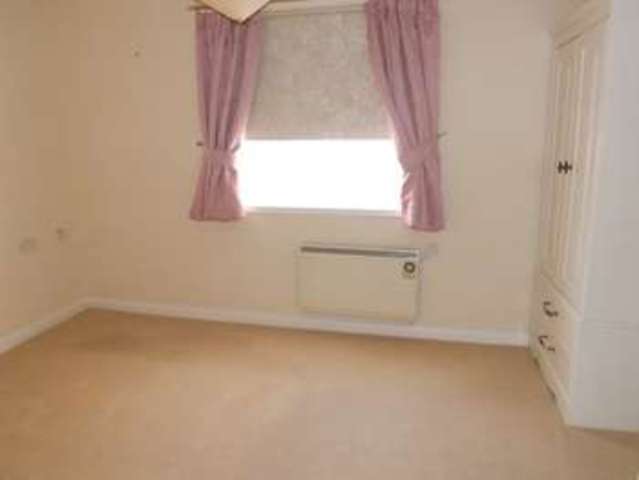  Image of 1 bedroom Retirement Property to rent in Wycliffe Court Yarm TS15 at Wycliffe Court  Yarm, TS15 9XD