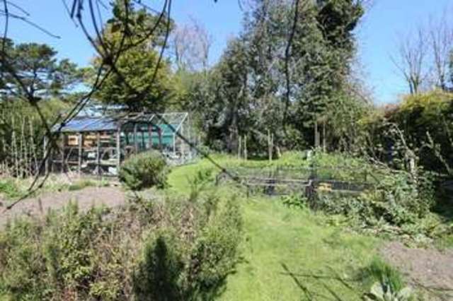  Image of 3 bedroom Bungalow for sale in Yarmouth Road Lowestoft NR32 at Yarmouth Road  Lowestoft, NR32 4AQ