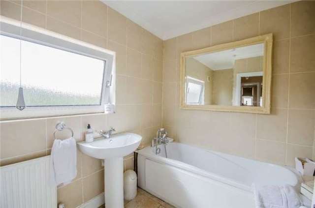  Image of 4 bedroom Detached house for sale in York Road Chatteris PE16 at Chatteris, PE16 6EB