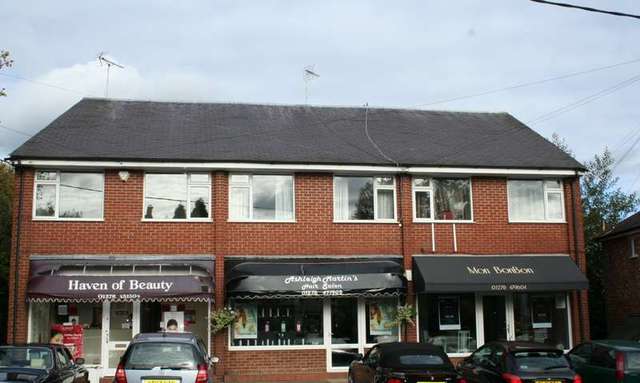  Image of 1 bedroom Flat to rent in Updown Hill Windlesham GU20 at Windlesham, GU20 6DX