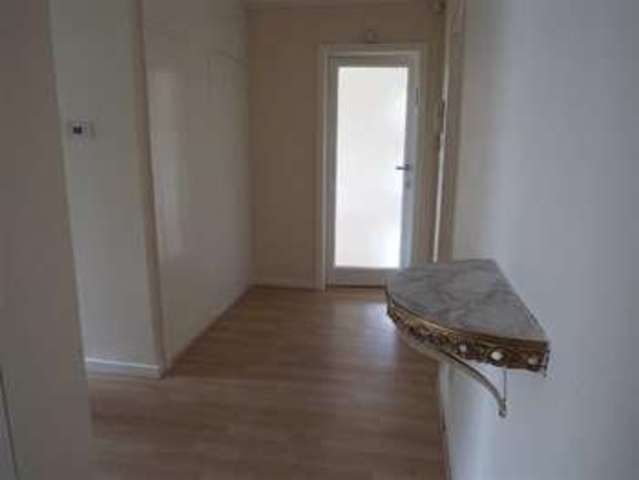  Image of 2 bedroom Property to rent in Park Lane Salford M7 at Park Lane Salford Salford, M7 4JZ