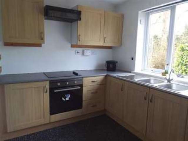  Image of 2 bedroom Property to rent in Park Lane Salford M7 at Park Lane Salford Salford, M7 4JZ