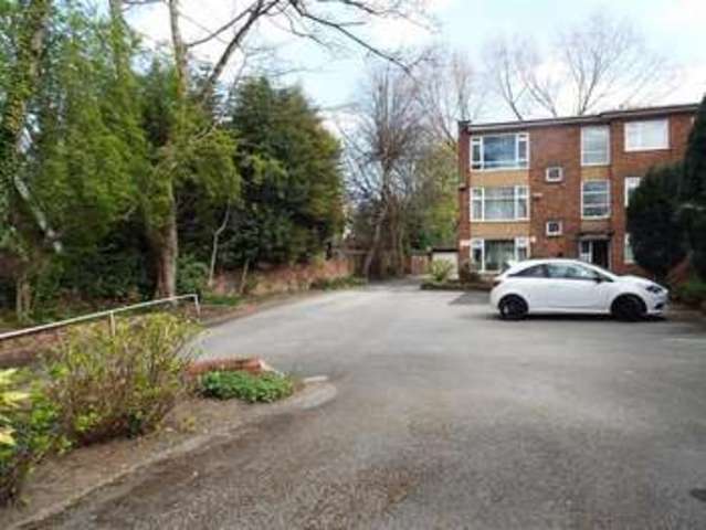  Image of 2 bedroom Property to rent in Park Lane Salford M7 at Park Lane Salford Salford, M7 4JZ