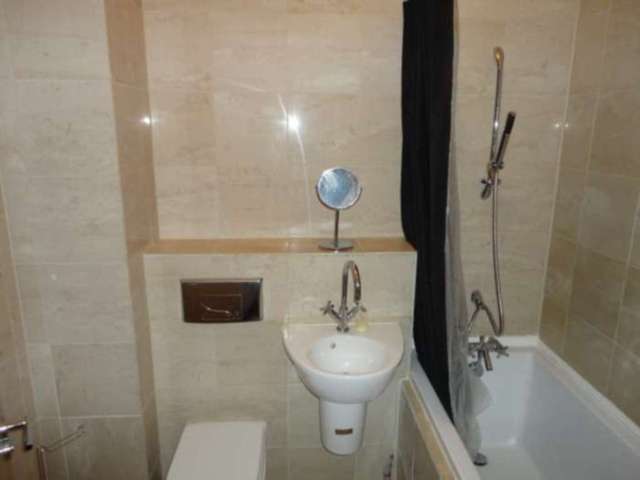  Image of 1 bedroom Flat Share to rent in Thomas Street Manchester M4 at Thomas Street Northern Quarter Manchester, M4 1DH