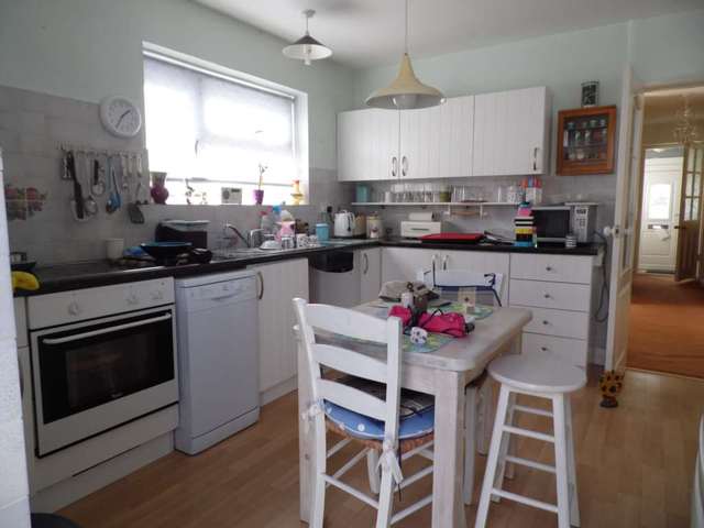  Image of 3 bedroom Semi-Detached house for sale in Deerhurst Benfleet SS7 at Deerhurst Thundersley Benfleet, SS7 3TF