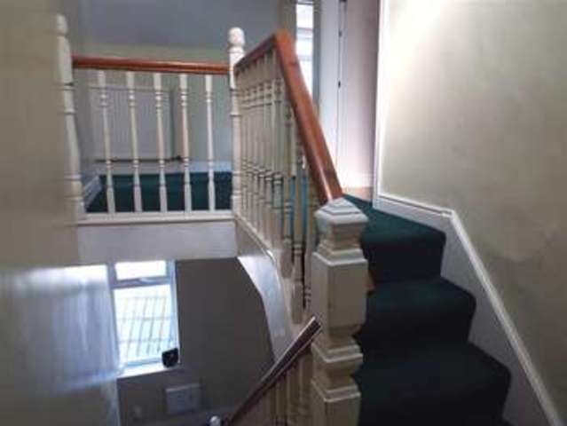  Image of 7 bedroom Property to rent in Knoll Street Salford M7 at Knoll Street Salford Salford, M7 2EQ