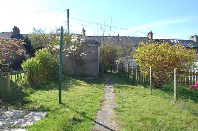  Image of 3 bedroom Cottage for sale in Walkerburn Road Glasgow G52 at Walkerburn Road  Glasgow, G52 3HY