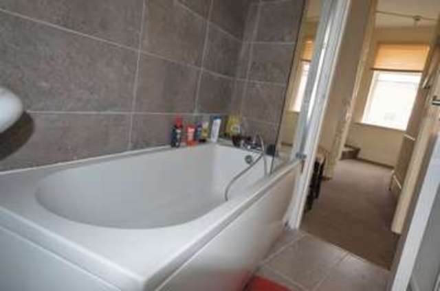  Image of 4 bedroom Terraced house to rent in Grasmere Street Leicester LE2 at Grasmere Street  Leicester, LE2 7FU