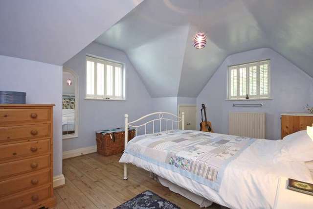  Image of 4 bedroom Detached house for sale in Reigate Road Buckland Betchworth RH3 at Reigate Rd  Buckland, RH3 7EB