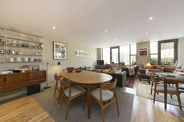  Image of 2 bedroom Flat to rent in Garden Walk London EC2A at London, EC2A 3EW