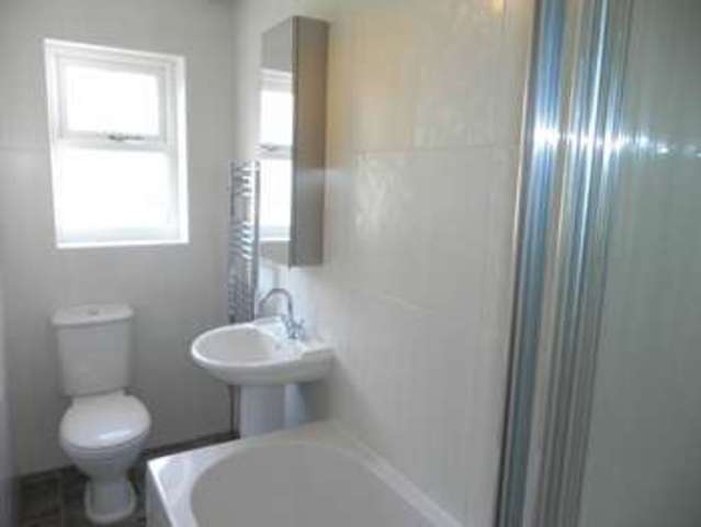  Image of 3 bedroom Terraced house to rent in Lenchville Kidderminster DY10 at Lenchville  Kidderminster, DY10 2YU