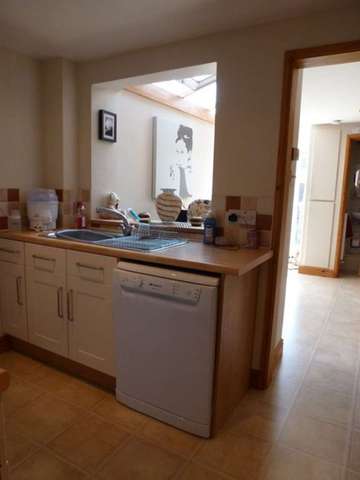  Image of 3 bedroom Town House to rent in Gravel Walk Tewkesbury GL20 at Tewkesbury  Tewkesbury, GL20 5NL
