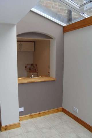  Image of 3 bedroom Town House to rent in Gravel Walk Tewkesbury GL20 at Tewkesbury  Tewkesbury, GL20 5NL