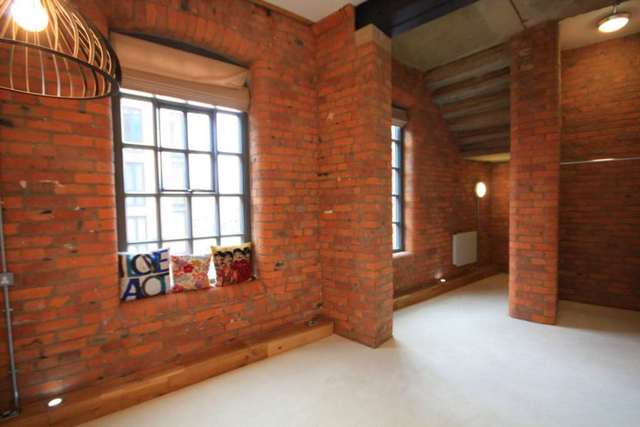  Image of 2 bedroom Apartment for sale in Hulme Hall Road Manchester M15 at Ellesmere Street Castlefield Manchester, M15 4LY