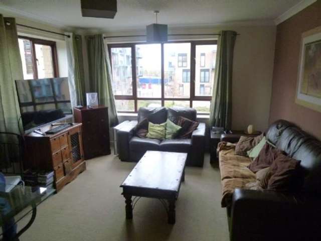  Image of 2 bedroom Flat to rent in Albion Place Campbell Park Milton Keynes MK9 at Milton Keynes, MK9 4AB