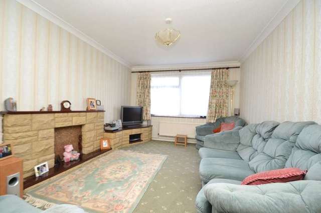  Image of 4 bedroom Semi-Detached house for sale in Alder Drive Alderholt Fordingbridge SP6 at Alderholt Fordingbridge, SP6 3EP