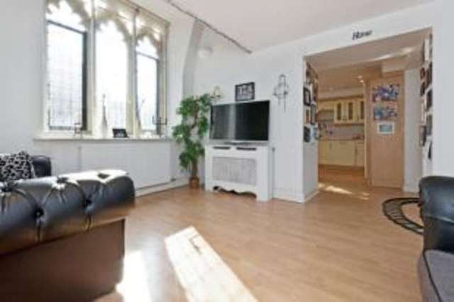  Image of 3 bedroom Flat for sale in Alexandra Parade Dennistoun Glasgow G31 at Glasgow Lanarkshire Springburn, G31 3LN