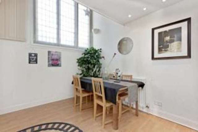  Image of 3 bedroom Flat for sale in Alexandra Parade Dennistoun Glasgow G31 at Glasgow Lanarkshire Springburn, G31 3LN