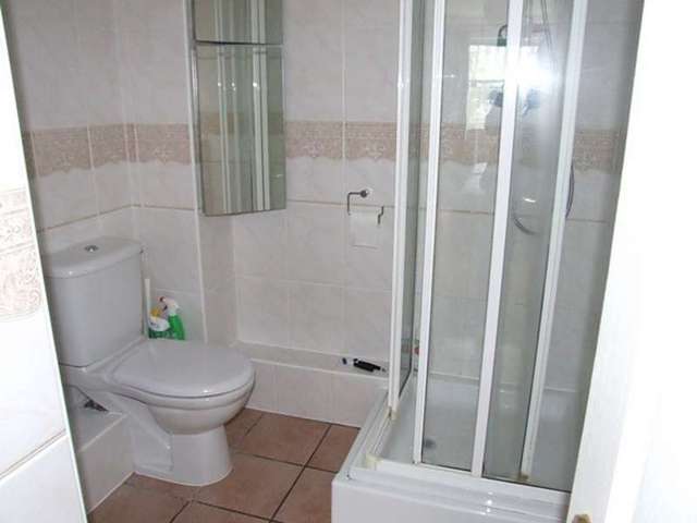  Image of 2 bedroom Flat to rent in Hulse Road Shirley Southampton SO15 at 19 Hulse Road  Southampton, SO15 2SD