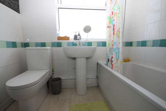  Image of 3 bedroom Semi-Detached house for sale in Aylestone Drive Aylestone Leicester LE2 at Aylestone Drive Aylestone Leicester, LE2 8QD