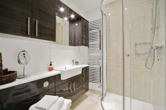  Image of 2 bedroom Ground Flat to rent in Aynhoe Road London W14 at Aynhoe Road  London, W14 0QA