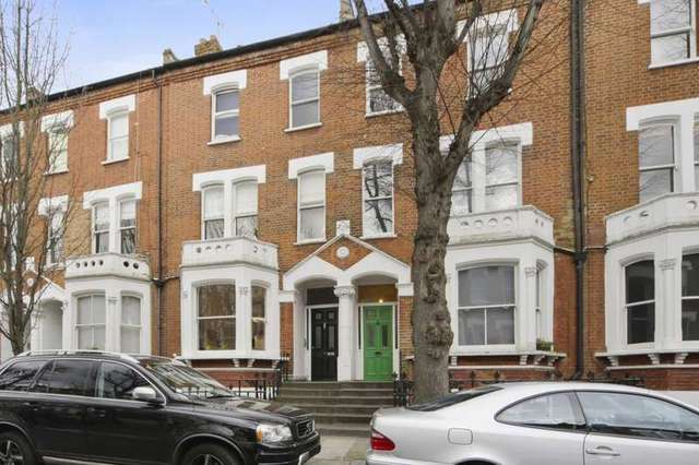  Image of 2 bedroom Ground Flat to rent in Aynhoe Road London W14 at Aynhoe Road  London, W14 0QA