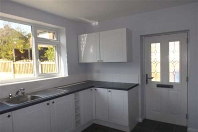  Image of 3 bedroom Semi-Detached house to rent in Bancroft Lane Mansfield NG18 at Mansfield, NG18 5LL