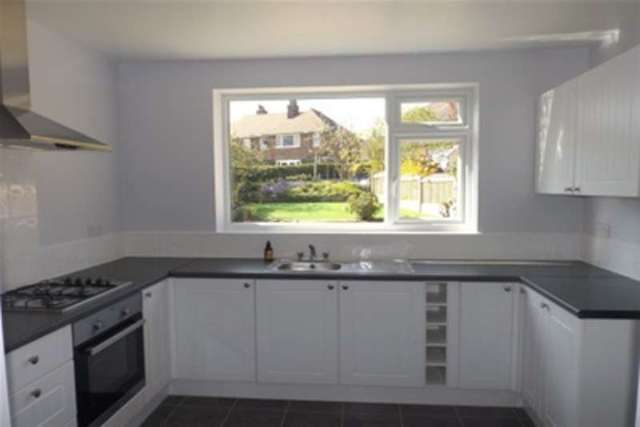  Image of 3 bedroom Semi-Detached house to rent in Bancroft Lane Mansfield NG18 at Mansfield, NG18 5LL