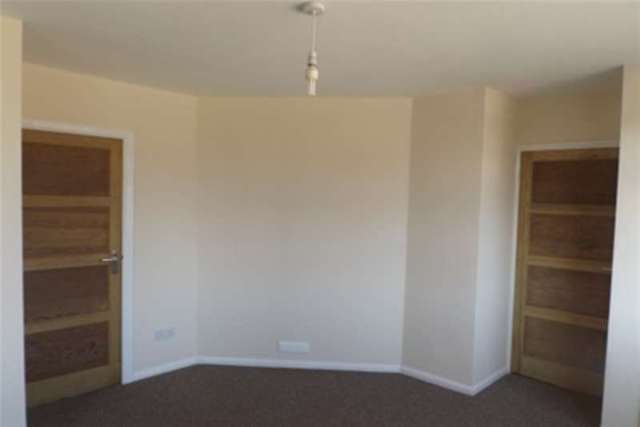  Image of 3 bedroom Semi-Detached house to rent in Bancroft Lane Mansfield NG18 at Mansfield, NG18 5LL